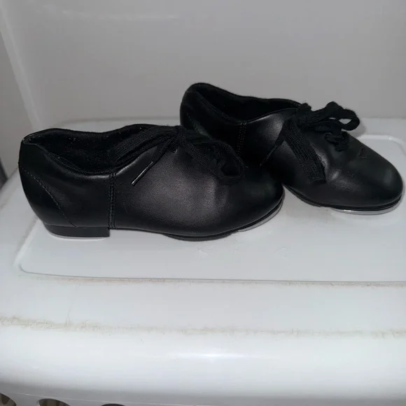 Toddler Lace-up Tap Shoes size 10.5 - Picture 2 of 6